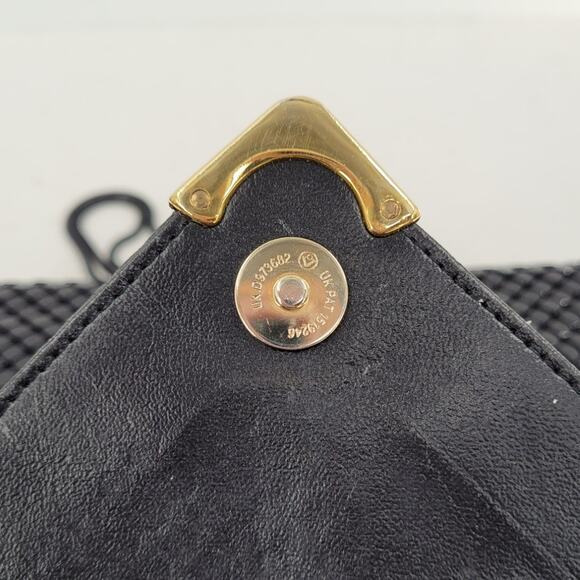 La Regale Vintage Black Metal Mesh Snap Flap Snake Chain Strap Crossbody Bag - Picture 9 of 16